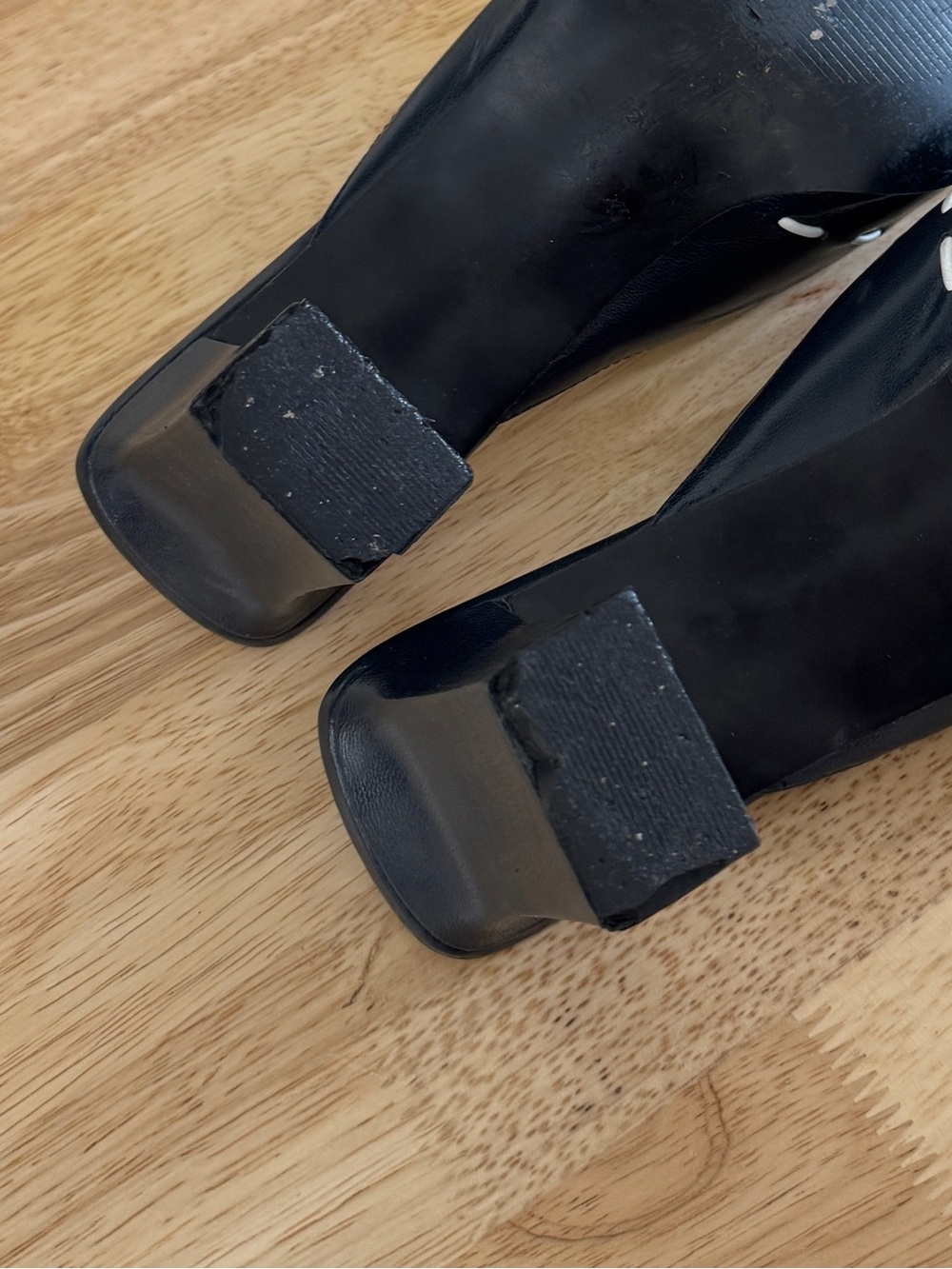Bandolino Y2K Kitten Heel Mules Size 8.5 | Navy Square Toe Bow Slides Pumps - Picture 10 of 12